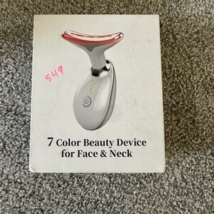 7 Color Beauty Device for Face & Neck